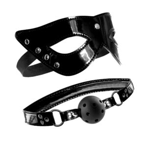 Fetish Fantasy Limited Edition Masquerade Mask & Ball Gag Black from Pipedream Products. Teach your lover the meaning of submission in no time with this breathable Masquerade Mask and Ball Gag. Unlike ordinary ball gags