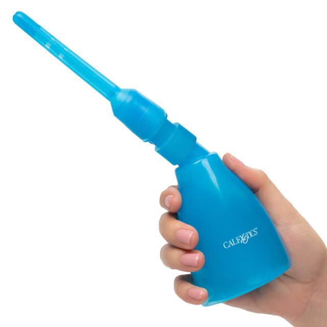 Keep your intimate moments fresh and worry-free with the One-Way Ultimate Douche. This easy to use cleaning system features a revolutionary one-way valve design that prevents backflow