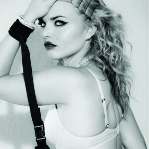 Handcuffs never felt so good! The Sex and Mischief Adjustable Handcuff are soft and sturdy cuffs with easy on and off closures that connect with a nylon strap that adjusts to up to 2 feet. So much fun