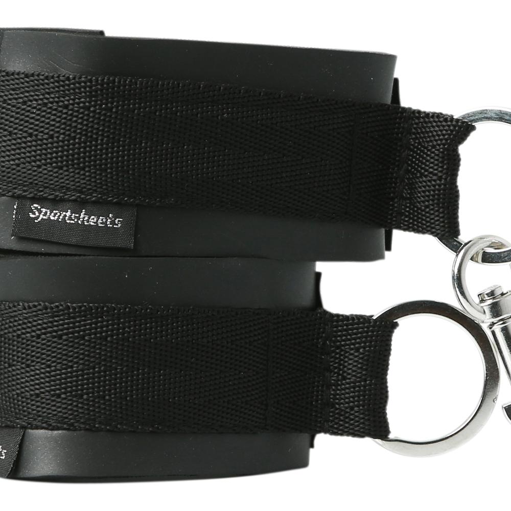 Sportsheets Sportscuffs Black classic fantasy play restraints. Bondage cuffs or collar? Angel or devilishly delicious partner? You decide! Keep your partner right where you want them. Be brave
