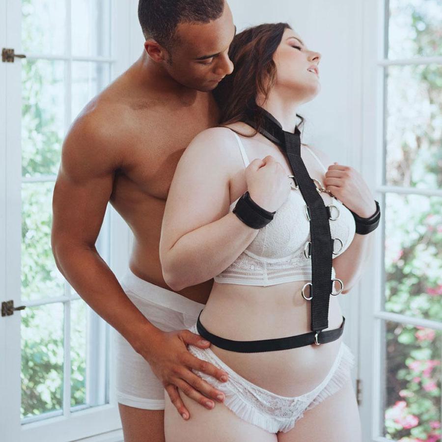 Sportsheets Neck & Wrist Restraint is a unique BDSM accessory can be worn across the chest or back