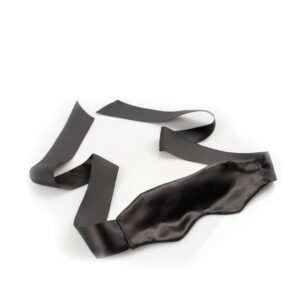 Fetish Fantasy Limited Edition Satin Blindfold Black from Pipedream Products. Create thrilling sexual excitement with this beautiful Fetish Fantasy Satin Love Mask. Try it on your lover or use it as a nightshade for yourself. When you put it on your partn