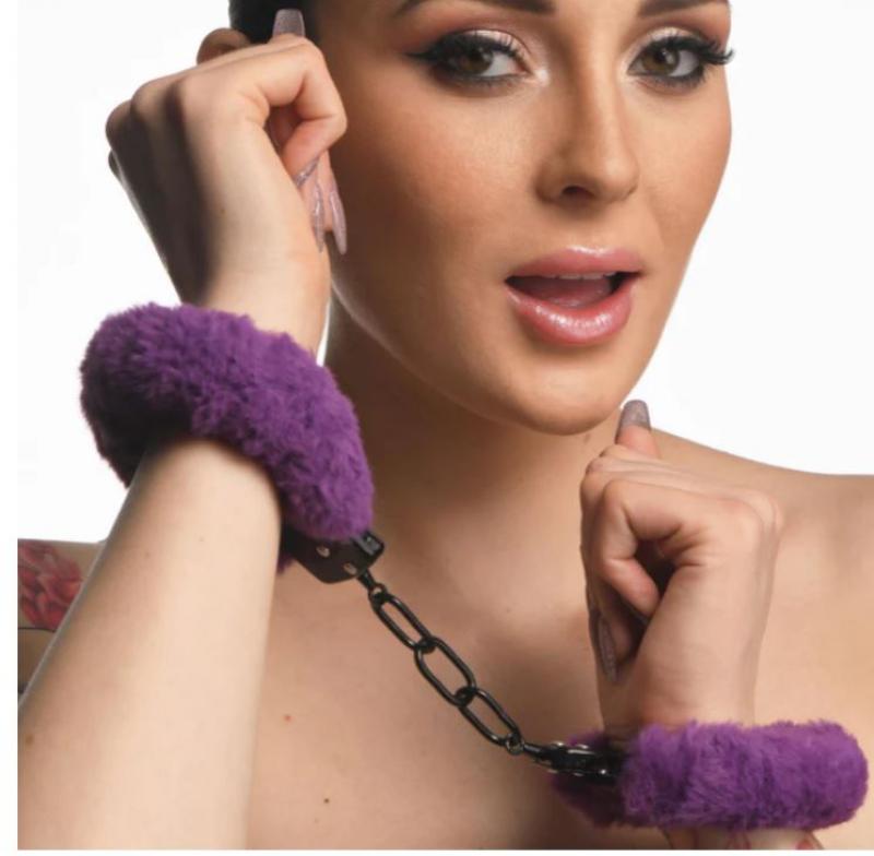 MASTER SERIES CUFFED IN FUR FURRY HANDCUFFS PURPLE